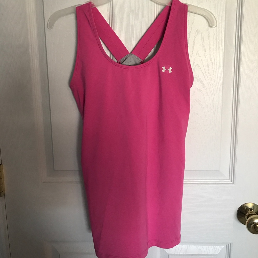 Under Armour- Work out tank top built in bra